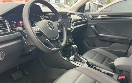 Volkswagen T-Roc I, 2022 год, 1 360 000 рублей, 5 фотография