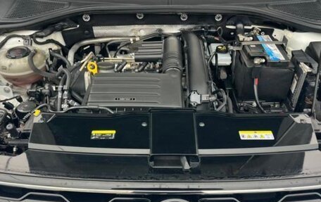 Volkswagen T-Roc I, 2022 год, 1 360 000 рублей, 7 фотография