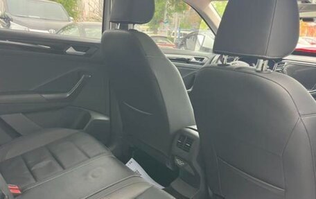 Volkswagen T-Roc I, 2022 год, 1 360 000 рублей, 11 фотография