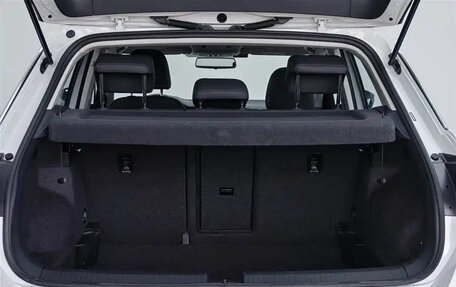 Volkswagen T-Roc I, 2022 год, 1 359 000 рублей, 12 фотография