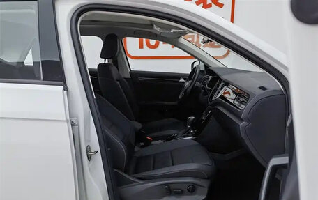 Volkswagen T-Roc I, 2022 год, 1 359 000 рублей, 15 фотография