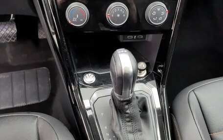 Volkswagen T-Roc I, 2022 год, 1 440 000 рублей, 10 фотография