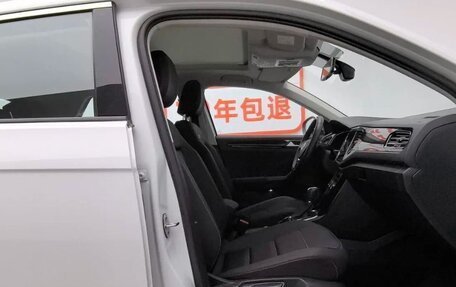 Volkswagen T-Roc I, 2022 год, 1 440 000 рублей, 4 фотография