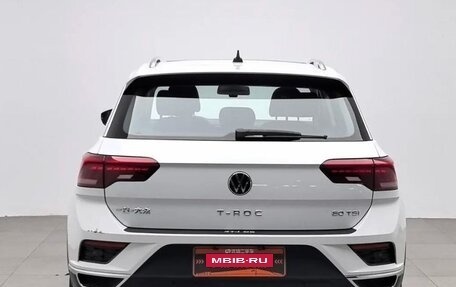 Volkswagen T-Roc I, 2022 год, 1 440 000 рублей, 3 фотография