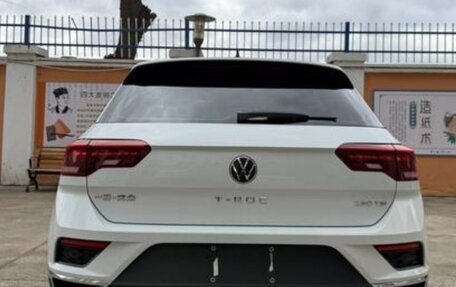 Volkswagen T-Roc I, 2022 год, 1 385 000 рублей, 4 фотография