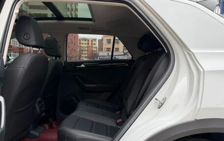 Volkswagen T-Roc I, 2022 год, 1 385 000 рублей, 7 фотография