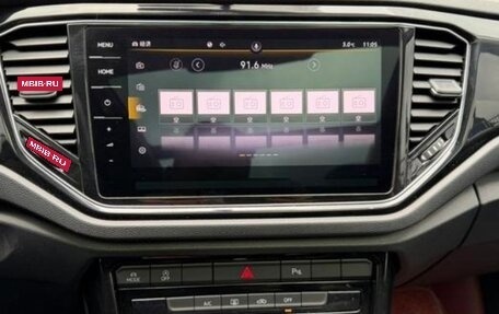 Volkswagen T-Roc I, 2022 год, 1 385 000 рублей, 11 фотография