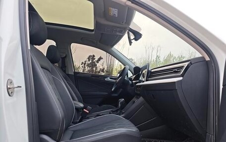 Volkswagen Tiguan II, 2023 год, 2 290 000 рублей, 10 фотография