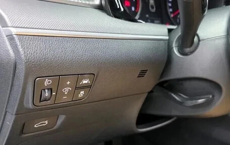 KIA K5, 2021 год, 1 710 000 рублей, 13 фотография