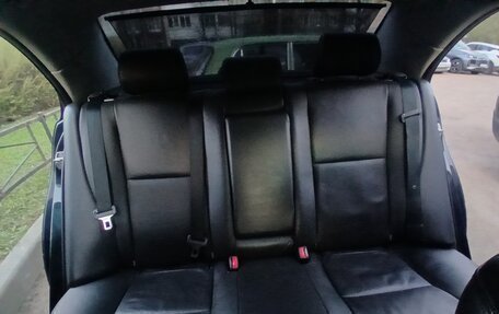 Toyota Avensis III рестайлинг, 2005 год, 499 000 рублей, 10 фотография