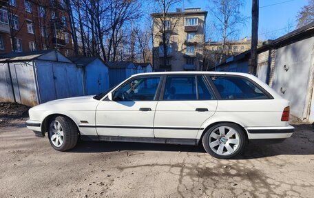 BMW 5 серия, 1994 год, 650 000 рублей, 2 фотография