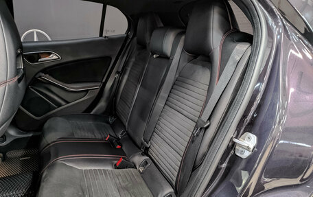 Mercedes-Benz GLA, 2015 год, 1 890 000 рублей, 18 фотография