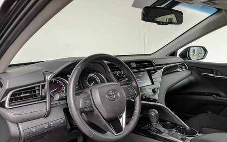 Toyota Camry, 2020 год, 3 250 000 рублей, 13 фотография