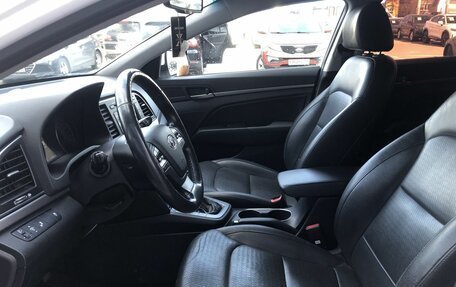 Hyundai Elantra VI рестайлинг, 2017 год, 1 359 000 рублей, 9 фотография