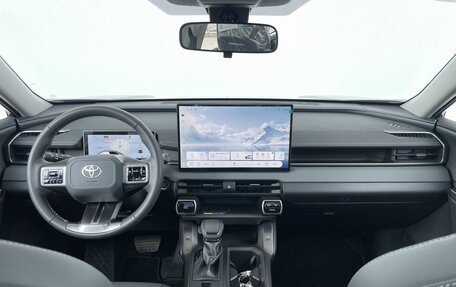 Toyota RAV4, 2026 год, 4 470 000 рублей, 18 фотография