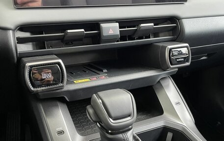 Toyota RAV4, 2026 год, 4 470 000 рублей, 27 фотография