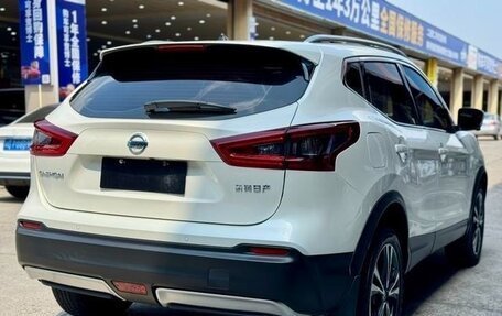 Nissan Qashqai, 2022 год, 1 680 000 рублей, 6 фотография
