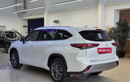 Toyota Highlander, 2026 год, 5 650 000 рублей, 5 фотография
