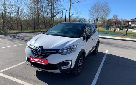 Renault Kaptur I рестайлинг, 2020 год, 1 500 000 рублей, 2 фотография