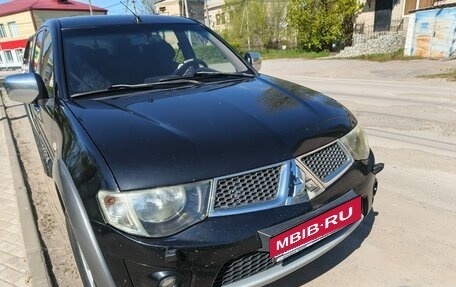 Mitsubishi L200 IV рестайлинг, 2010 год, 2 277 000 рублей, 2 фотография