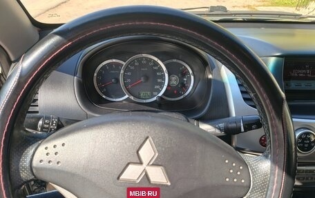 Mitsubishi L200 IV рестайлинг, 2010 год, 2 277 000 рублей, 4 фотография
