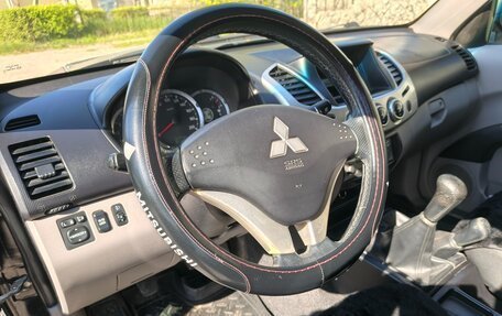 Mitsubishi L200 IV рестайлинг, 2010 год, 2 277 000 рублей, 5 фотография