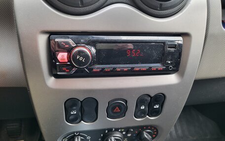 Renault Sandero I, 2013 год, 460 000 рублей, 7 фотография