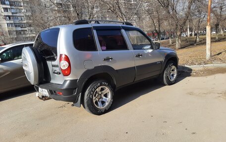 Chevrolet Niva I рестайлинг, 2009 год, 435 000 рублей, 4 фотография