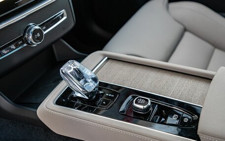 Volvo XC90 II рестайлинг, 2025 год, 11 700 000 рублей, 15 фотография