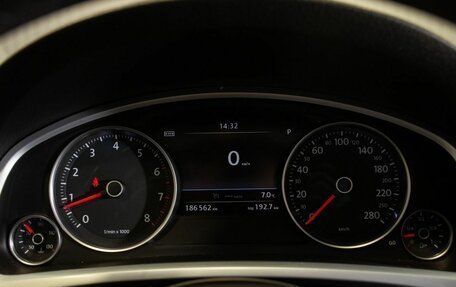 Volkswagen Touareg III, 2012 год, 2 295 000 рублей, 22 фотография