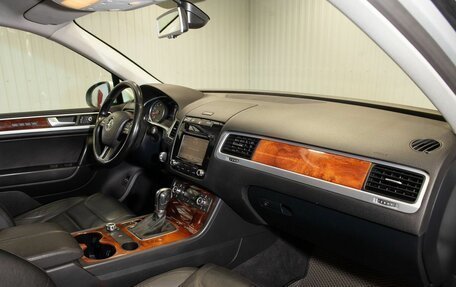 Volkswagen Touareg III, 2012 год, 2 295 000 рублей, 19 фотография