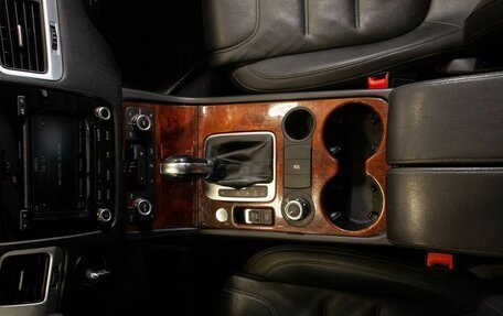 Volkswagen Touareg III, 2012 год, 2 295 000 рублей, 29 фотография