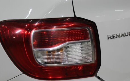 Renault Logan II, 2015 год, 725 000 рублей, 11 фотография