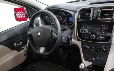 Renault Logan II, 2015 год, 725 000 рублей, 18 фотография