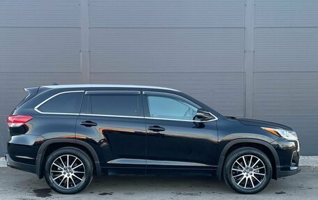 Toyota Highlander III, 2019 год, 3 745 000 рублей, 6 фотография