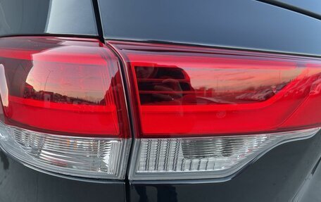 Toyota Highlander III, 2019 год, 3 745 000 рублей, 10 фотография