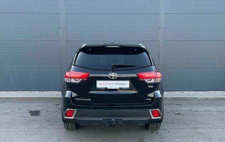 Toyota Highlander III, 2019 год, 3 745 000 рублей, 9 фотография