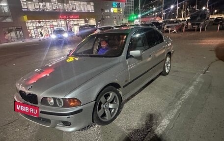 BMW 5 серия, 1998 год, 800 000 рублей, 3 фотография