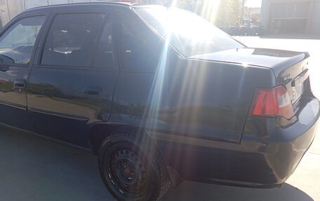 Daewoo Nexia I рестайлинг, 2010 год, 220 000 рублей, 2 фотография