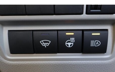 Toyota Yaris, 2023 год, 1 100 000 рублей, 11 фотография