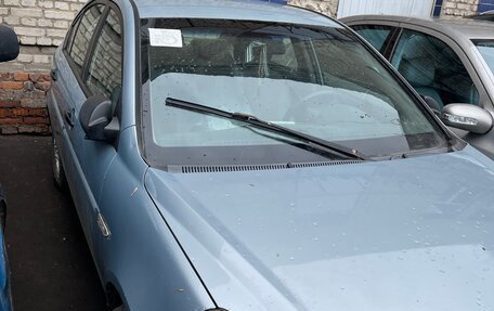 Hyundai Verna II, 2006 год, 175 000 рублей, 2 фотография