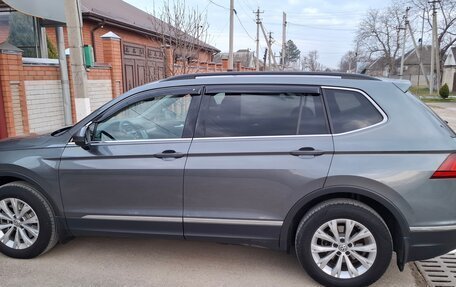 Volkswagen Tiguan II, 2021 год, 2 890 000 рублей, 3 фотография