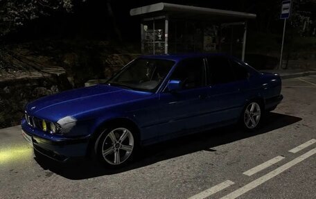 BMW 5 серия, 1990 год, 400 000 рублей, 1 фотография