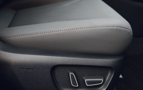 Toyota RAV4, 2026 год, 4 400 000 рублей, 32 фотография