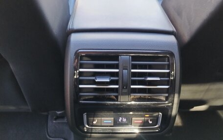 Volkswagen Passat B8 рестайлинг, 2018 год, 2 690 000 рублей, 22 фотография