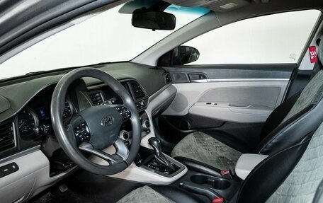 Hyundai Elantra VI рестайлинг, 2019 год, 1 050 000 рублей, 5 фотография