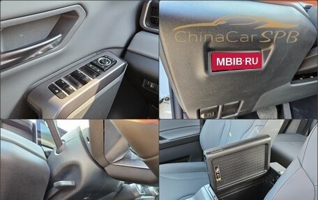 Toyota RAV4, 2026 год, 4 080 000 рублей, 27 фотография