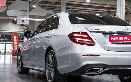 Mercedes-Benz E-Класс, 2016 год, 2 999 585 рублей, 10 фотография