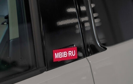 Volkswagen Multivan T6 рестайлинг, 2019 год, 4 000 000 рублей, 28 фотография