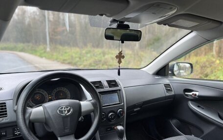 Toyota Corolla, 2011 год, 1 100 000 рублей, 8 фотография